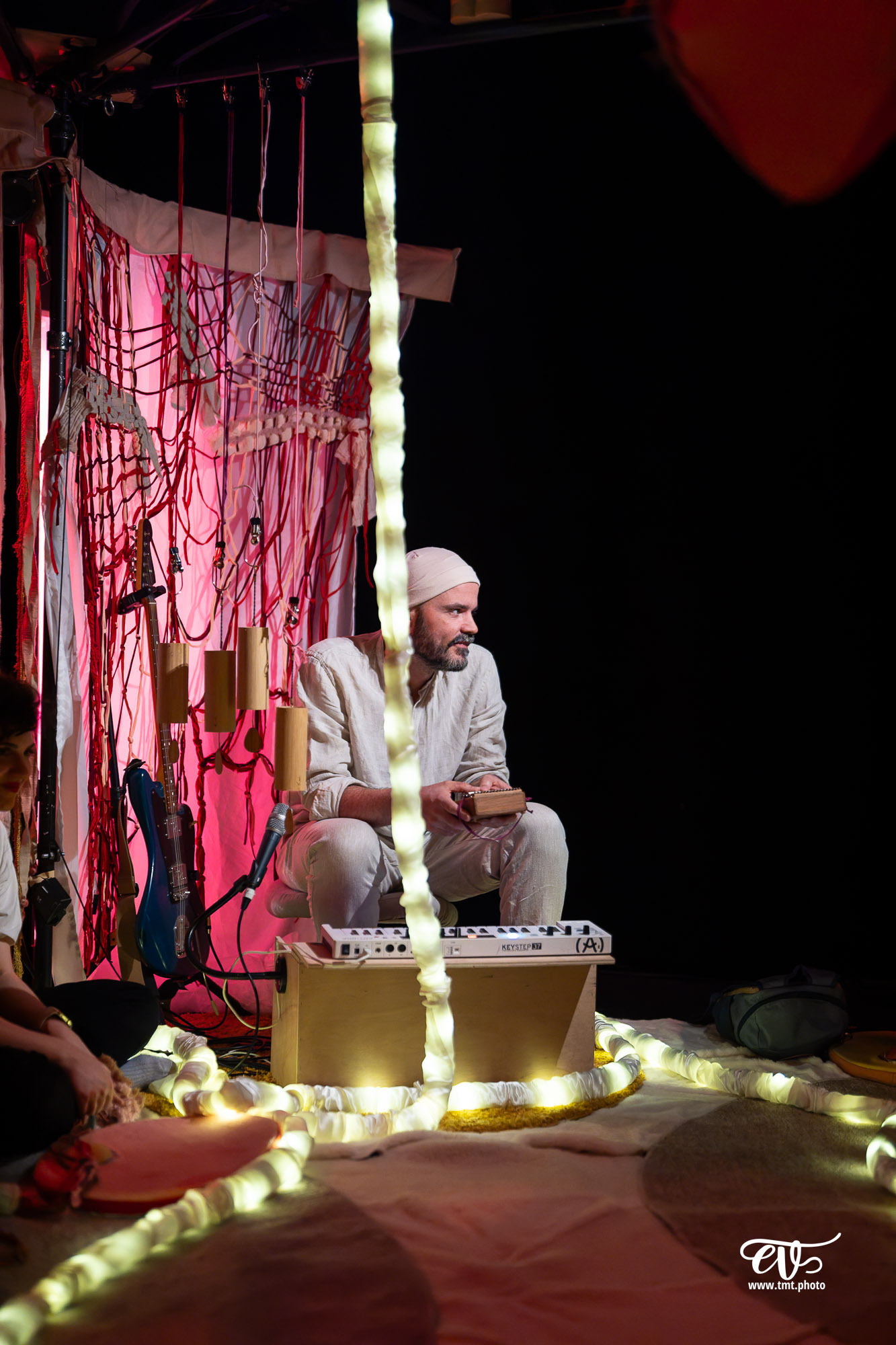 PAR LE COEUR (CIE L'INDOCILE)